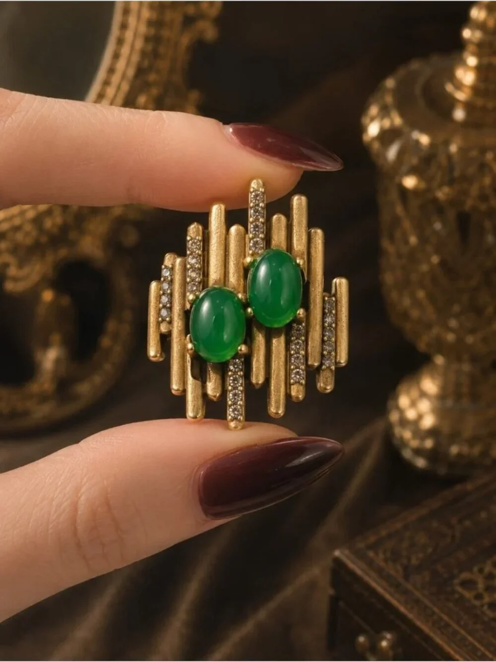 Vintage Gold-Tone Green Stone Statement Ring by